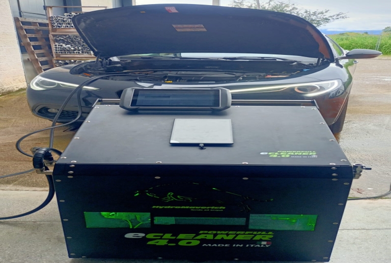 Decarbonizzazione a idrogeno Hydromaverich Ecleaner Alfa Stelvio 2.2 16v