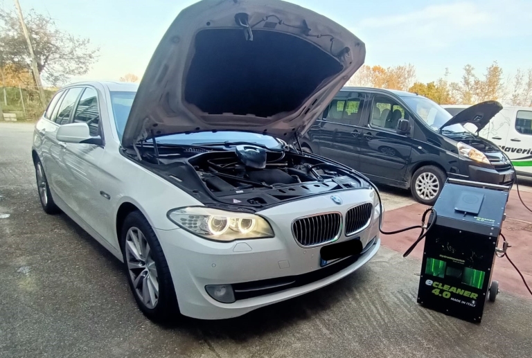 Decarbonizzazione motore con idrogeno Hydromaverich Ecleaner Bmw 520d xDrive