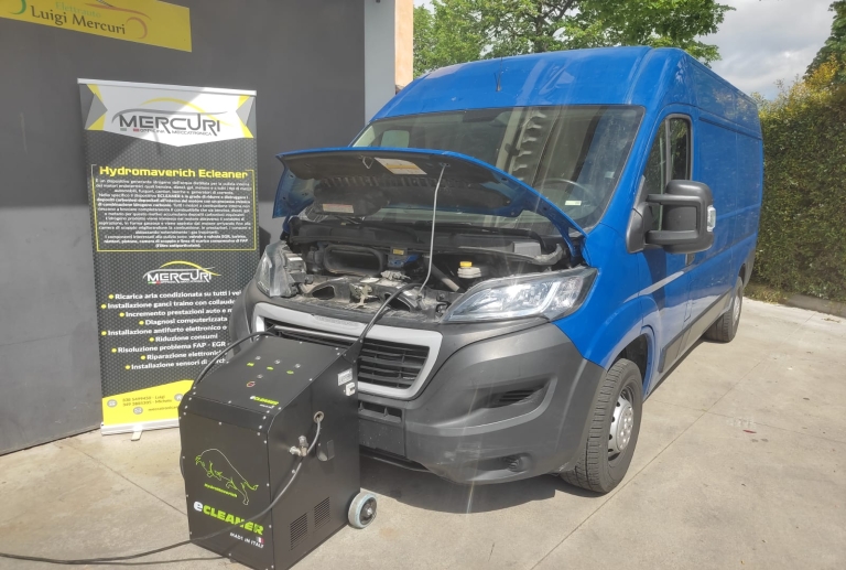 Decarbonizzazione con idrogeno Hydromaverich Ecleaner Furgone Peugeot Boxer 