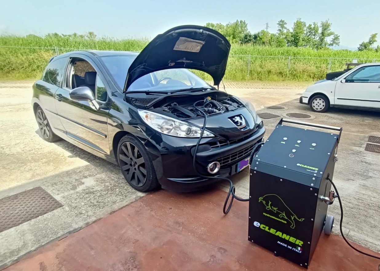 decarbonizzazione motore, pulizia motore con idrogeno, lavaggio motore, trattamento idrogeno